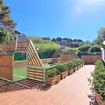 埃尔斯罗斯公寓式酒店 滨海略雷特