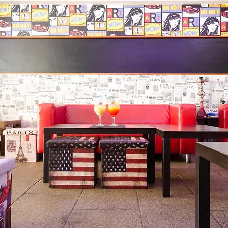 Els Llorers 아파트호텔 료렛 드 마르