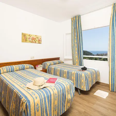 Els Llorers 료렛 드 마르