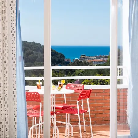 Apart Otel Els Llorers