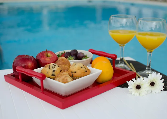 埃尔斯罗斯公寓式酒店 滨海略雷特