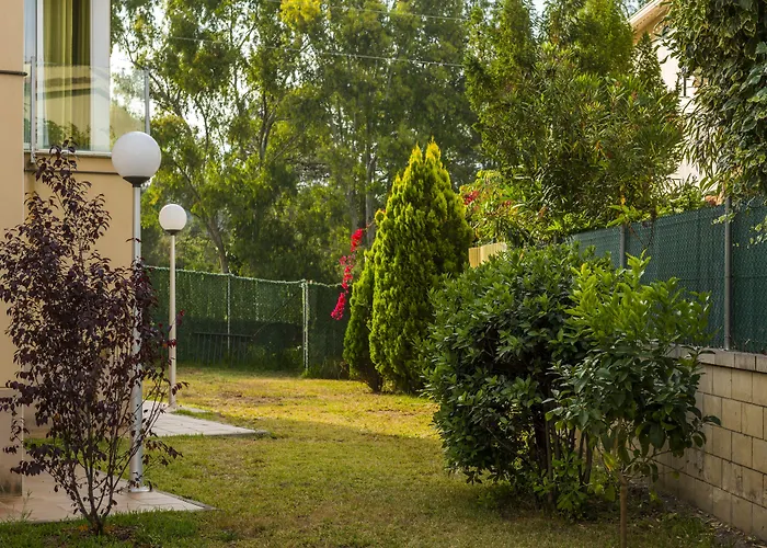 埃尔斯罗斯公寓式酒店 滨海略雷特