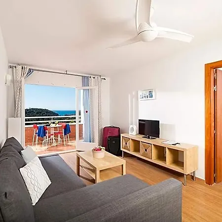Aparthotel Els Llorers 4*