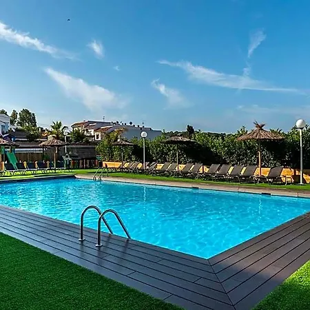 Els Llorers Aparthotel 4*