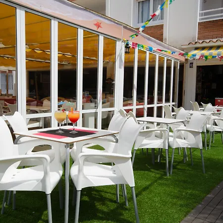 Els Llorers Lägenhetshotell 4*